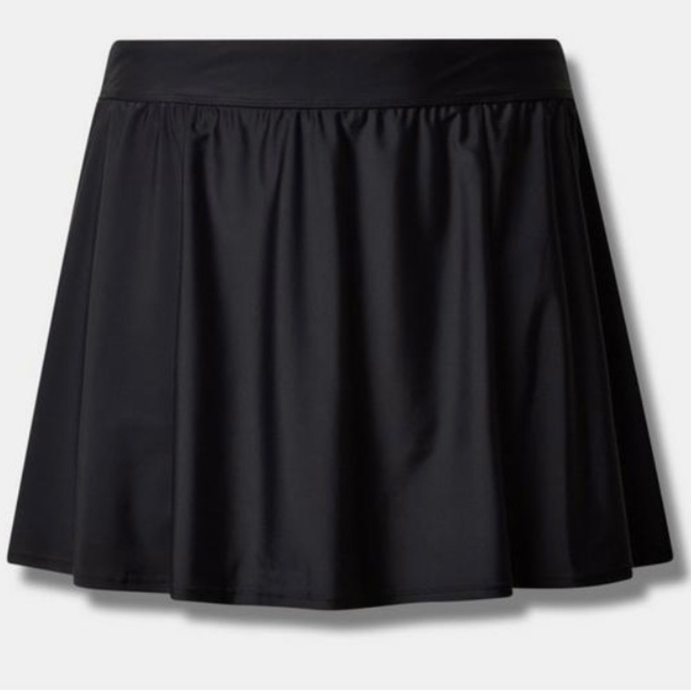 Torrid New skirted swim shorts size 2